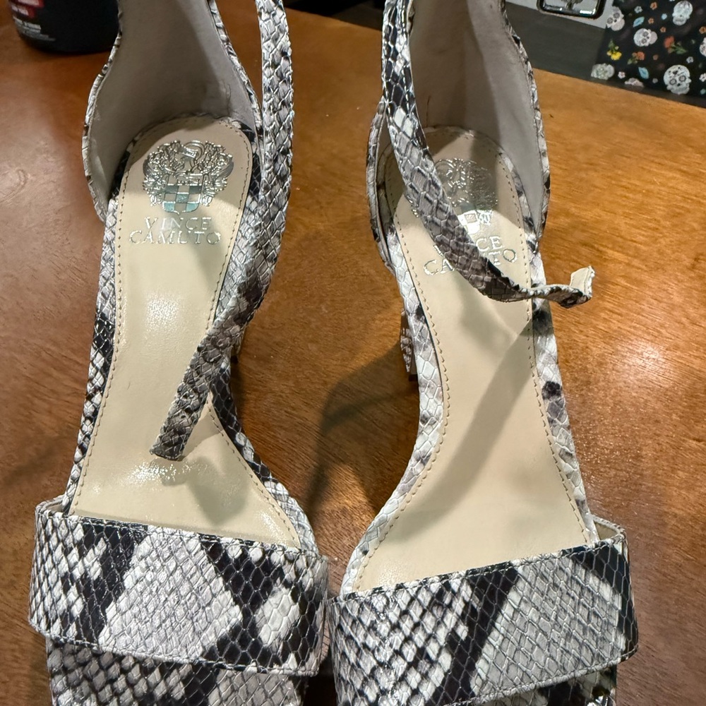 Vince Camuto Snakeskin Heels - Black and Cream - Picture 3 of 5